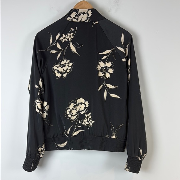 Saltwater LUXE Black and Cream Bomber Jacket with Floral Print Size Small - Picture 4 of 9